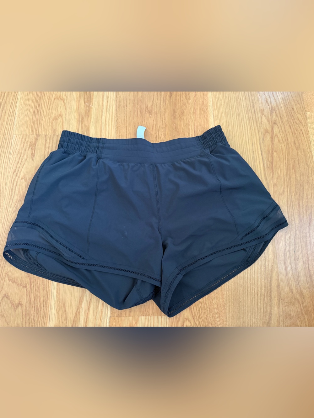 Lululemon hotty hot shorts black euc